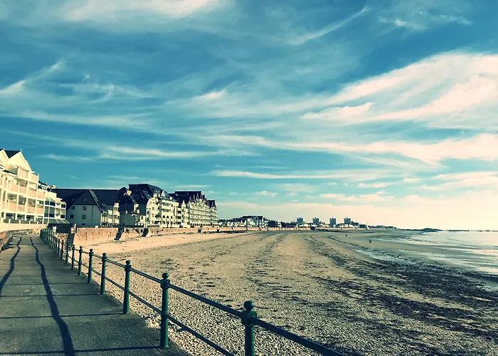 Hotel De Normandie 3*